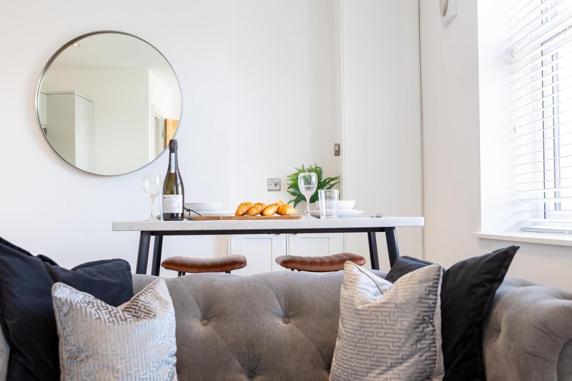 Boutique City Centre Apartments Cardiff Extérieur photo
