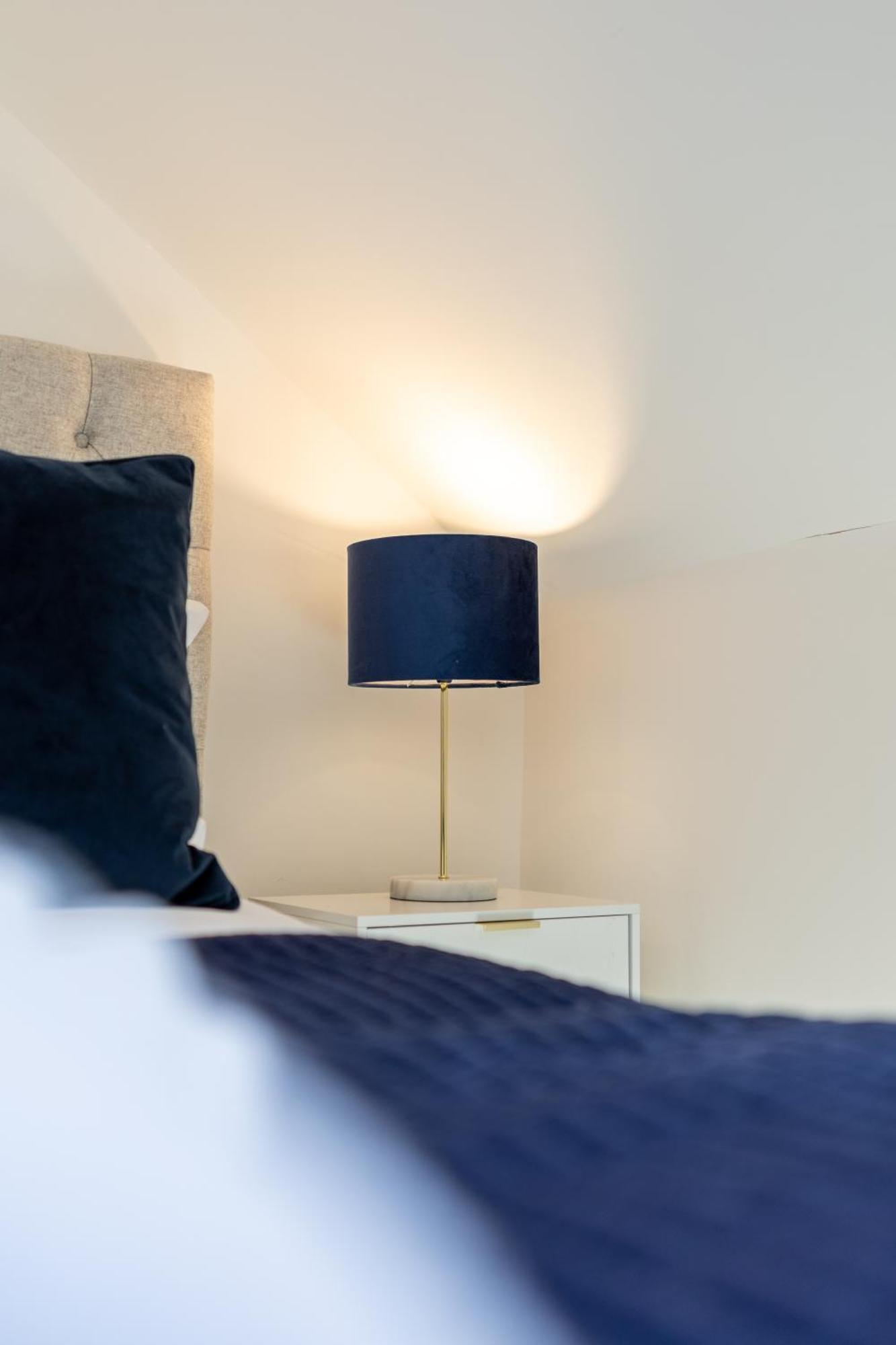 Boutique City Centre Apartments Cardiff Extérieur photo