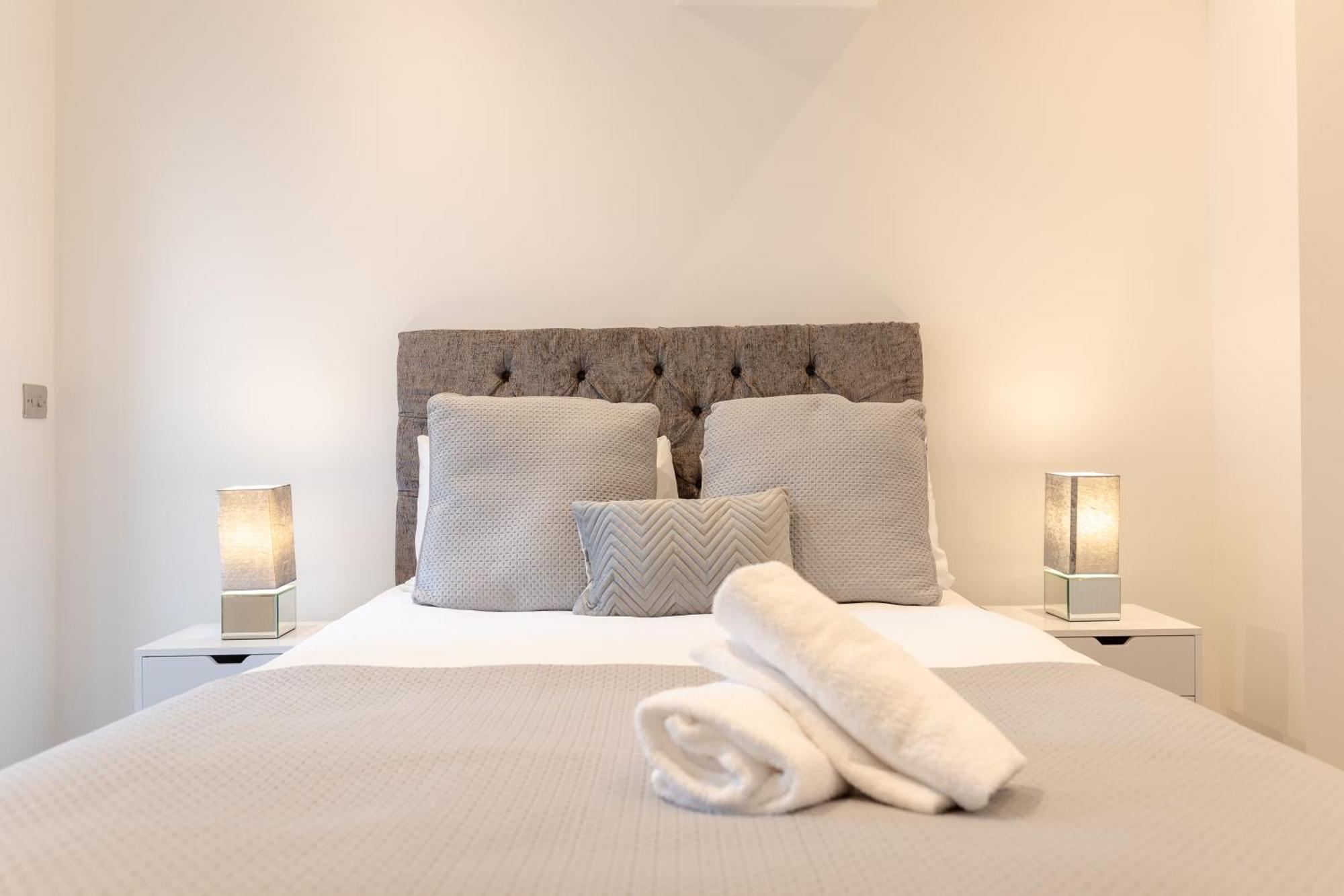 Boutique City Centre Apartments Cardiff Extérieur photo